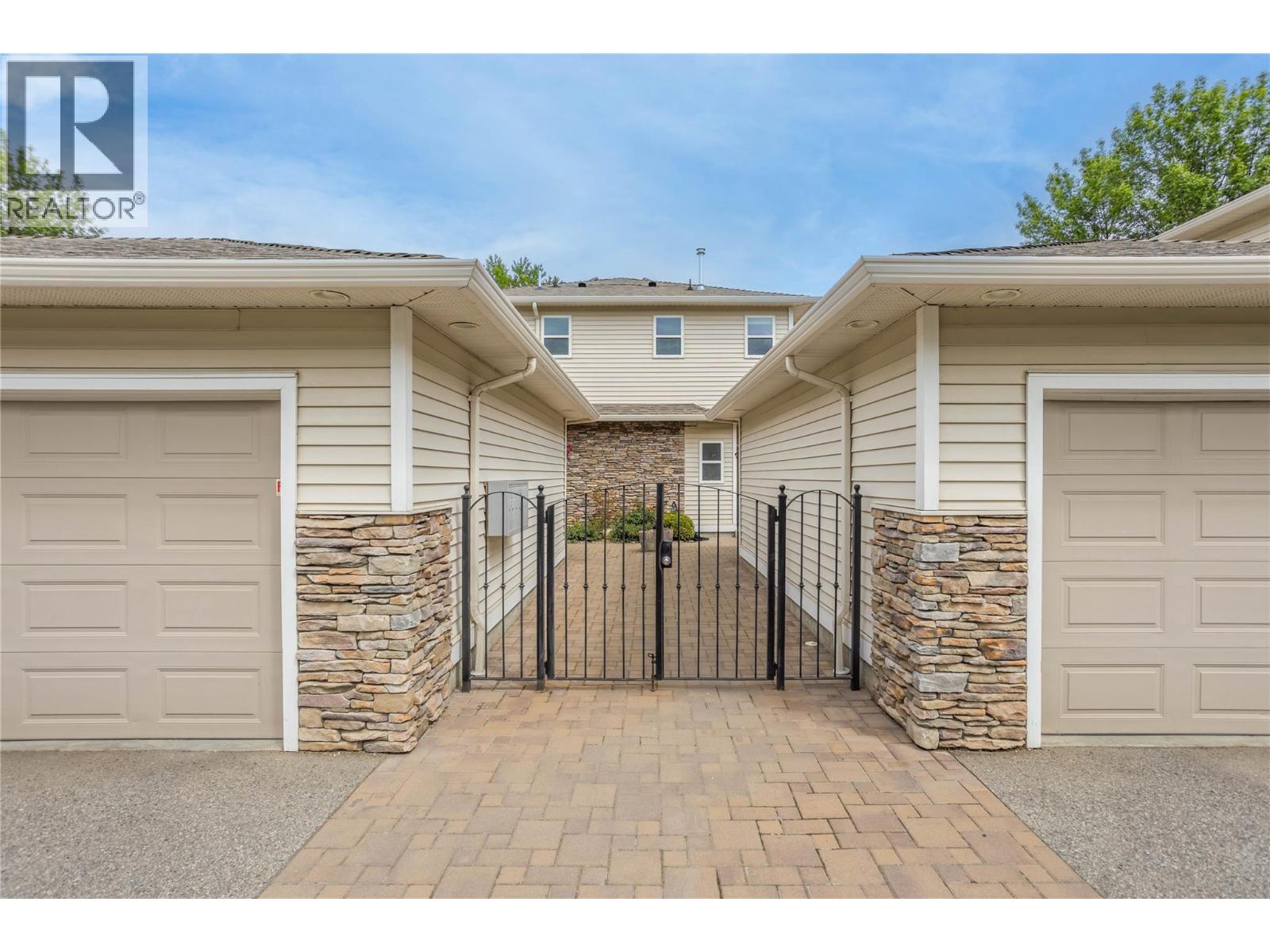 4049 Lakeshore Road Unit# 104, Kelowna