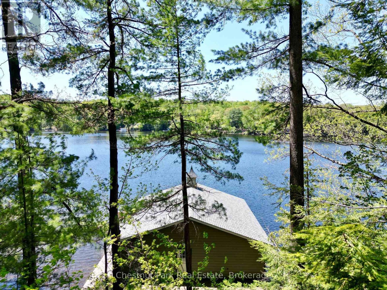 ##8 1086 PENNWOOD ROAD - 30