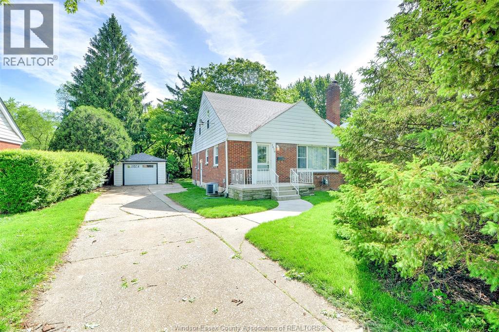 2870 ALEXANDRA AVENUE - 2