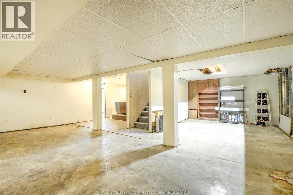 2870 ALEXANDRA AVENUE - 27