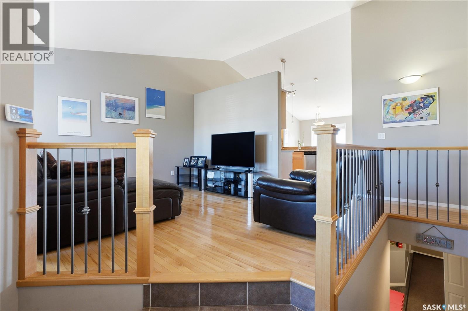 114 Fawcett CRESCENT - 5