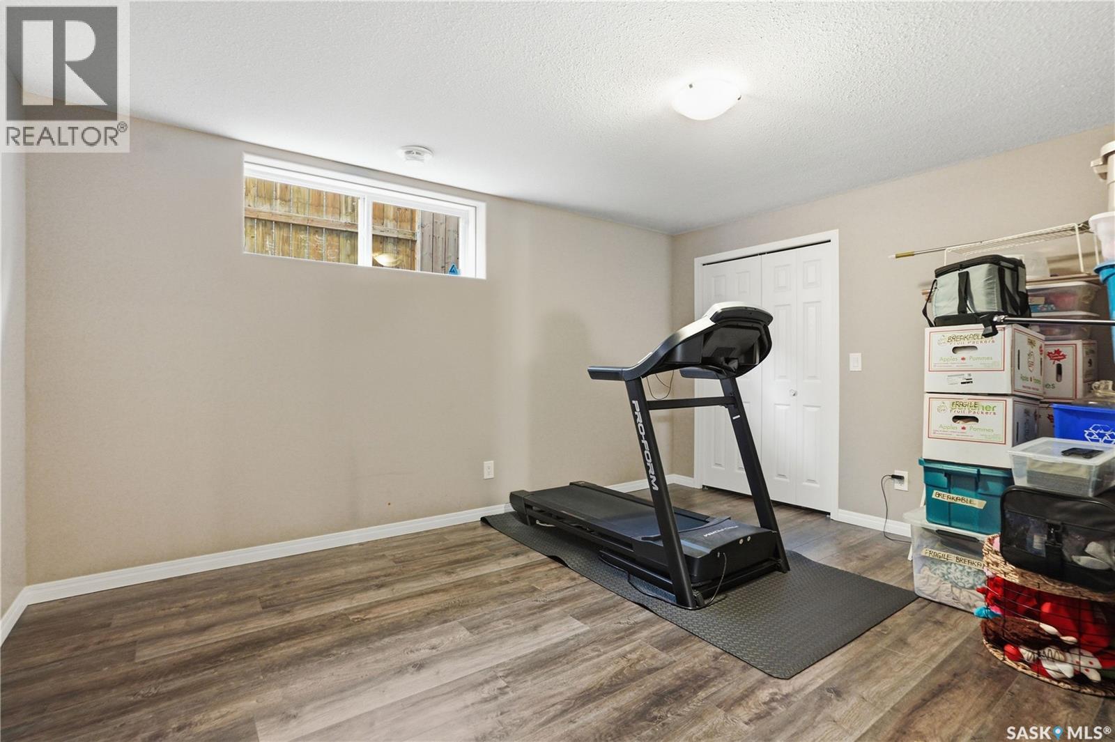114 Fawcett CRESCENT - 31