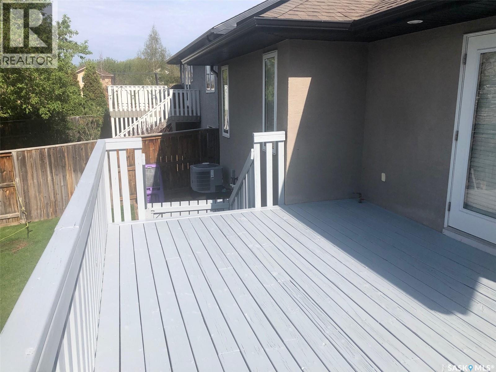 114 Fawcett CRESCENT - 39