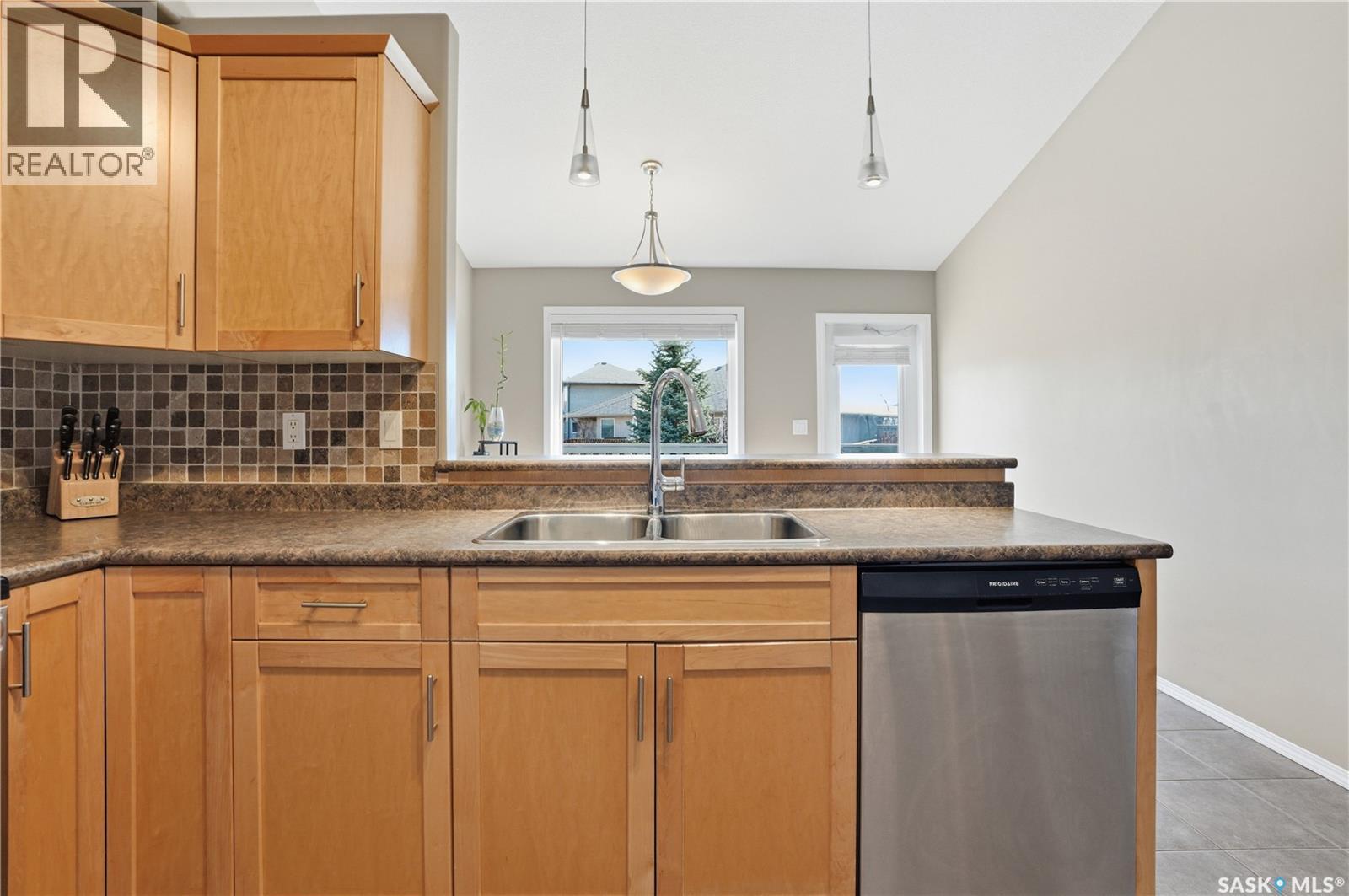 114 Fawcett CRESCENT - 9