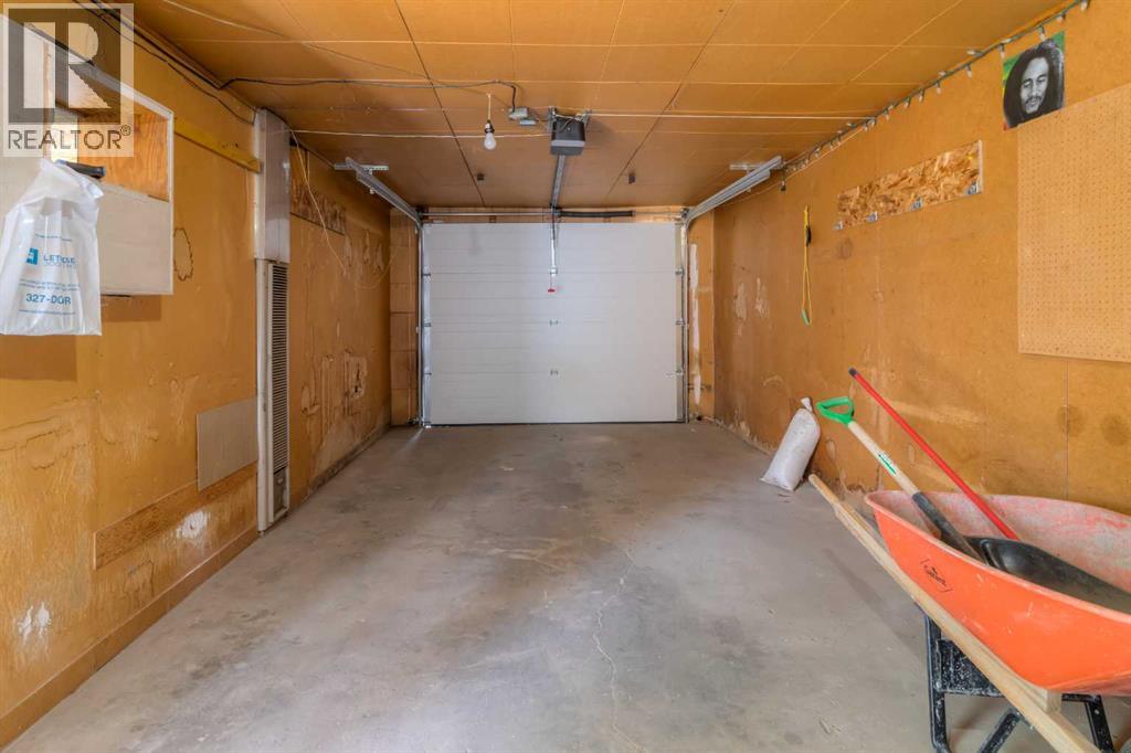 742 5 Street S - 8