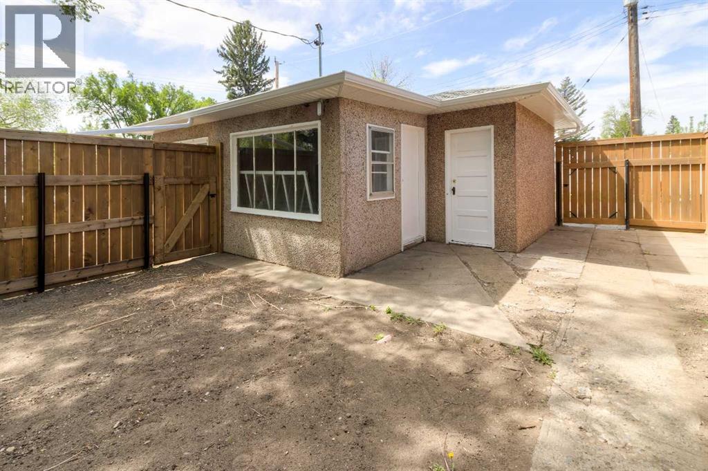 742 5 Street S - 9