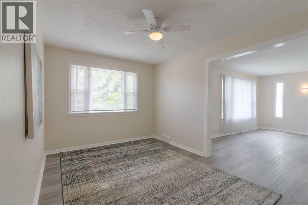742 5 Street S - 20