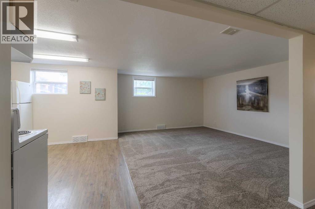 742 5 Street S - 38