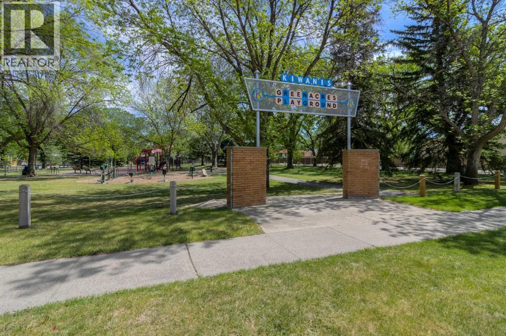 742 5 Street S - 48