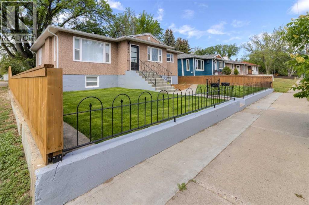 742 5 Street S - 4