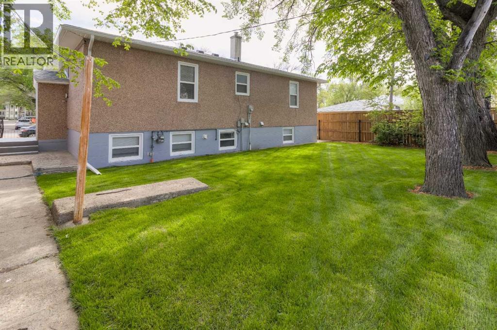 742 5 Street S - 6