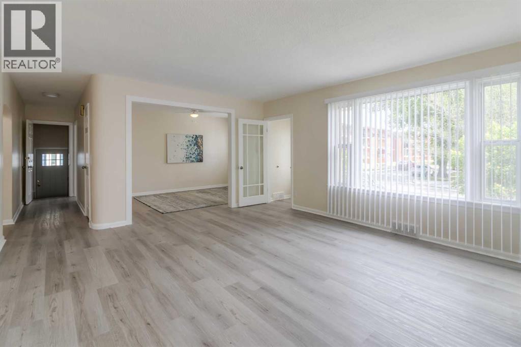 742 5 Street S - 17