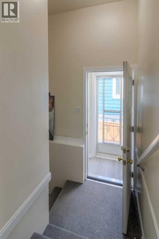742 5 Street S - 32