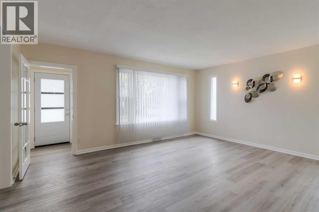 742 5 Street S - 15