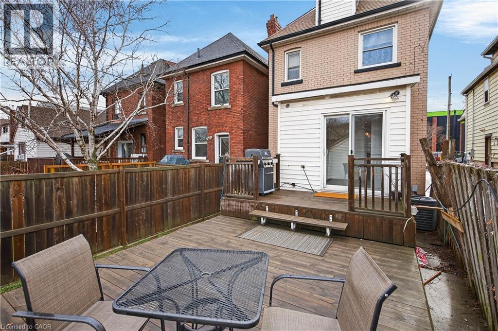 209 GLENDALE Avenue N - 40
