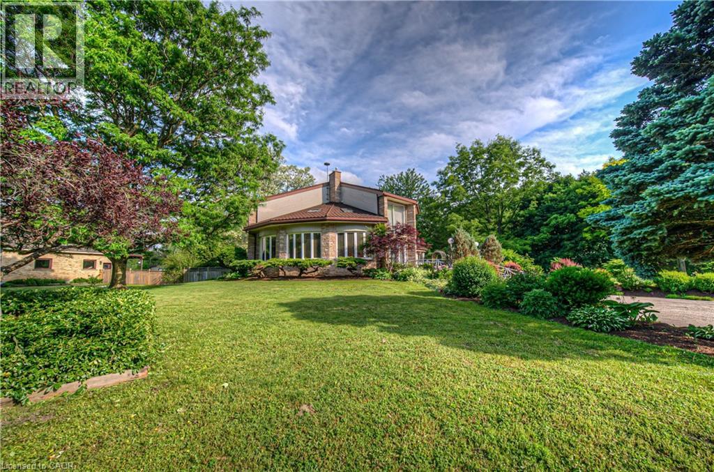 35 ROBINSON Road - Image 3