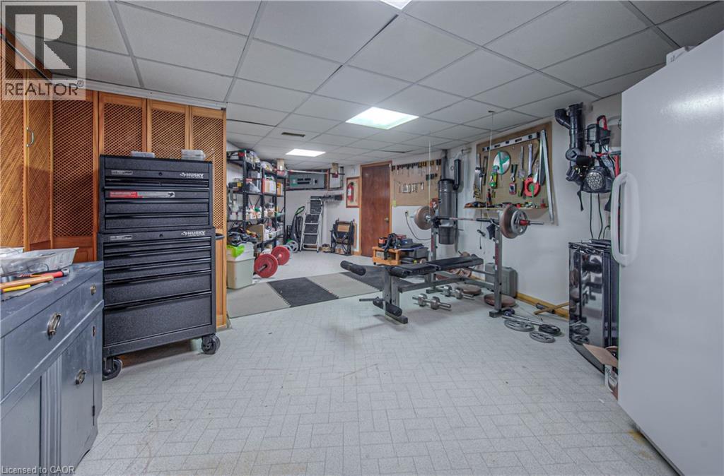 35 ROBINSON Road - 48