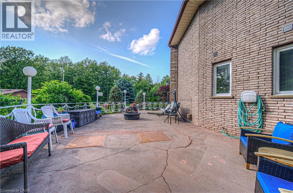 35 ROBINSON Road - 5