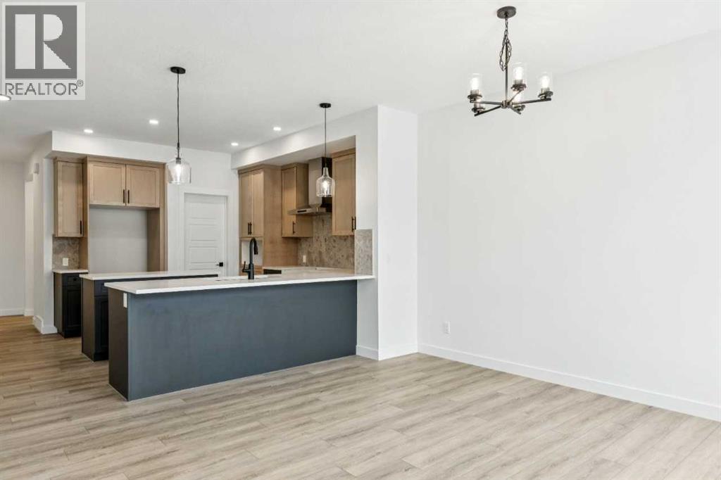 112 Amblefield Grove NW - 20