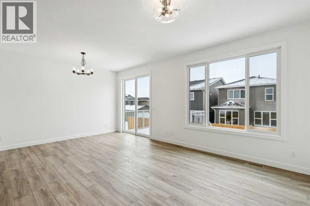 112 Amblefield Grove NW - 21