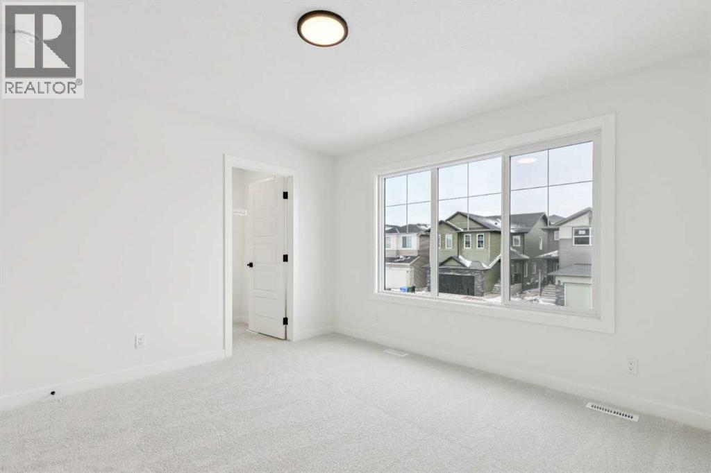 112 Amblefield Grove NW - 36