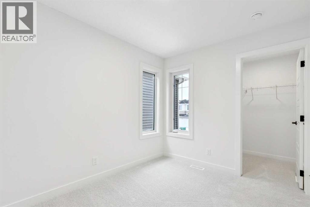 112 Amblefield Grove NW - 35