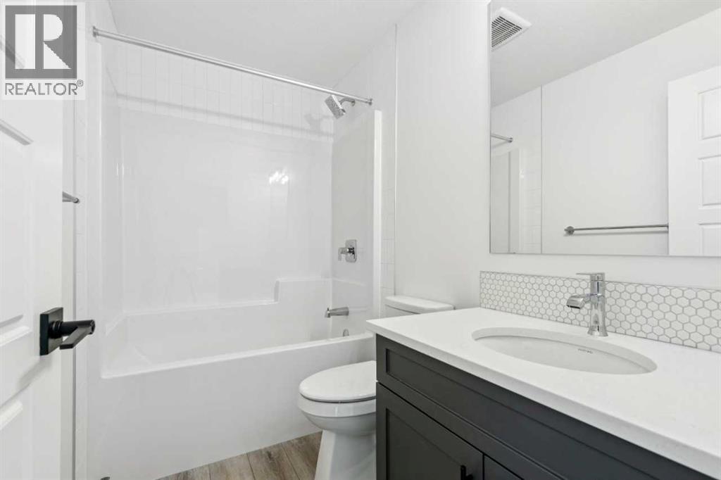 112 Amblefield Grove NW - 39
