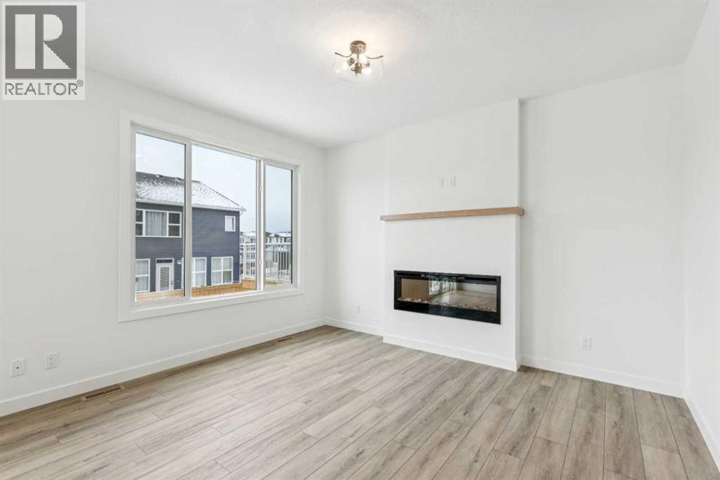 112 Amblefield Grove NW - 14
