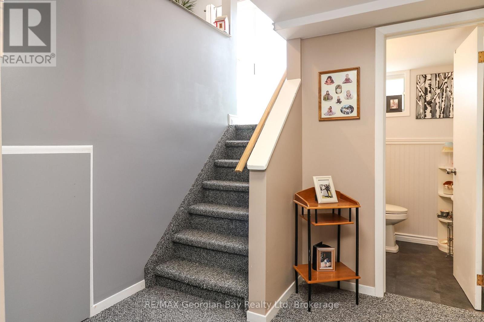 1007 GLEN MHOR CRESCENT - 22