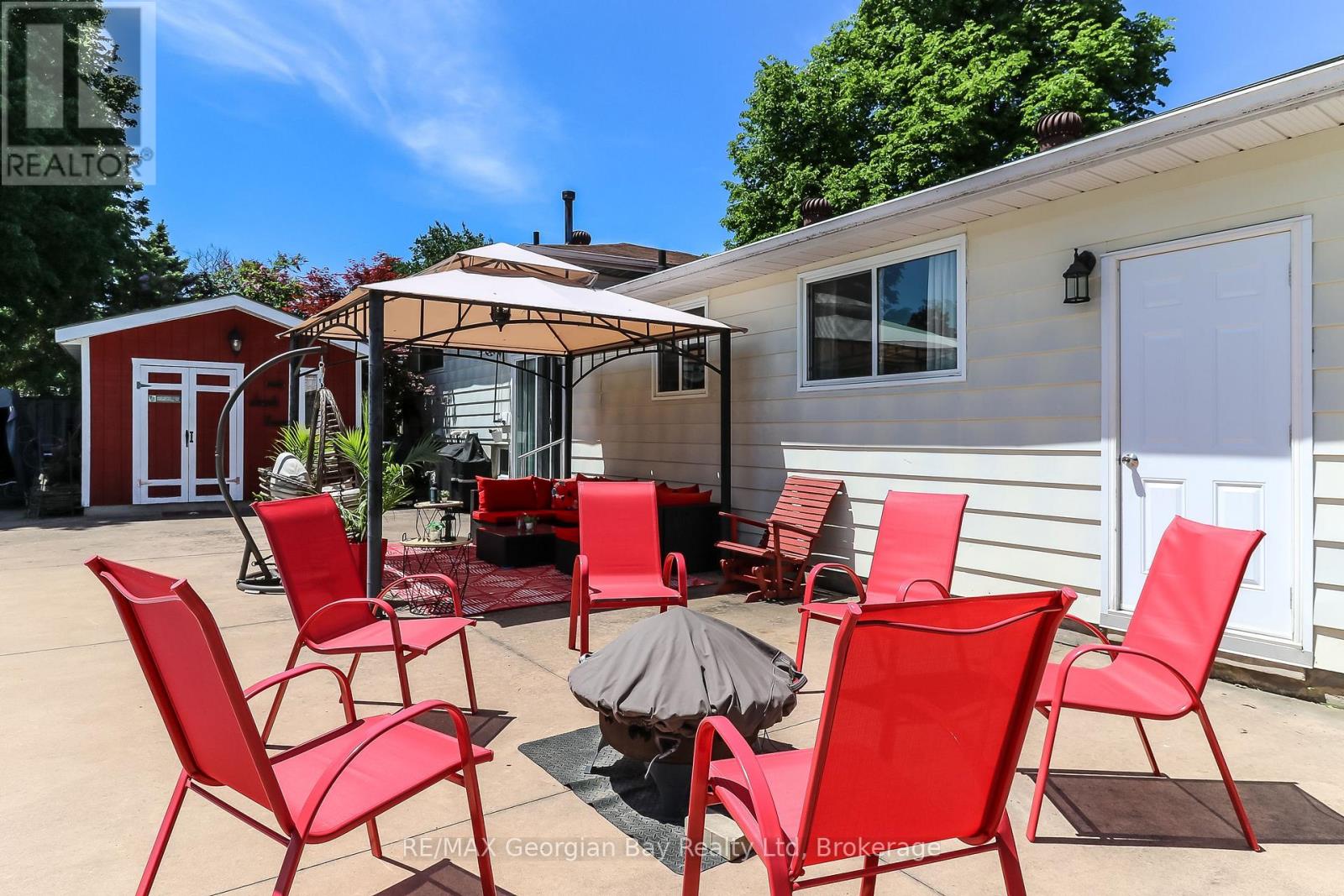 1007 GLEN MHOR CRESCENT - 40