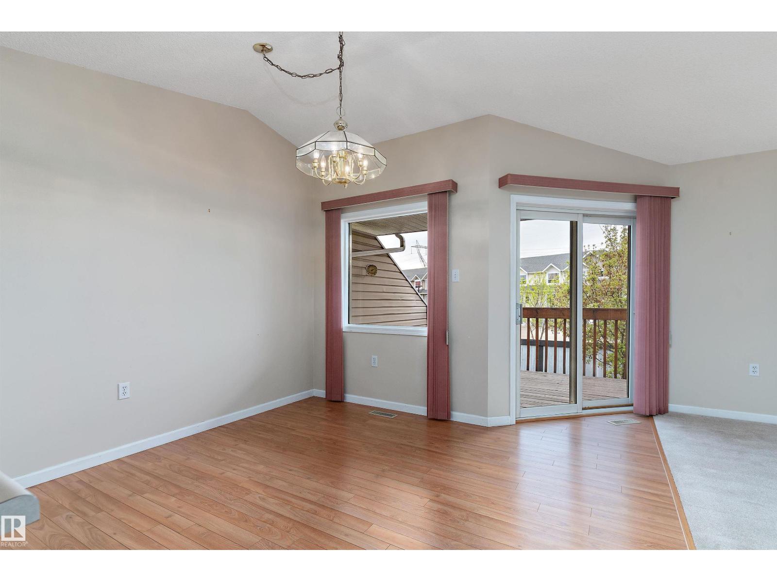 #27 13217 155 AV NW - 10