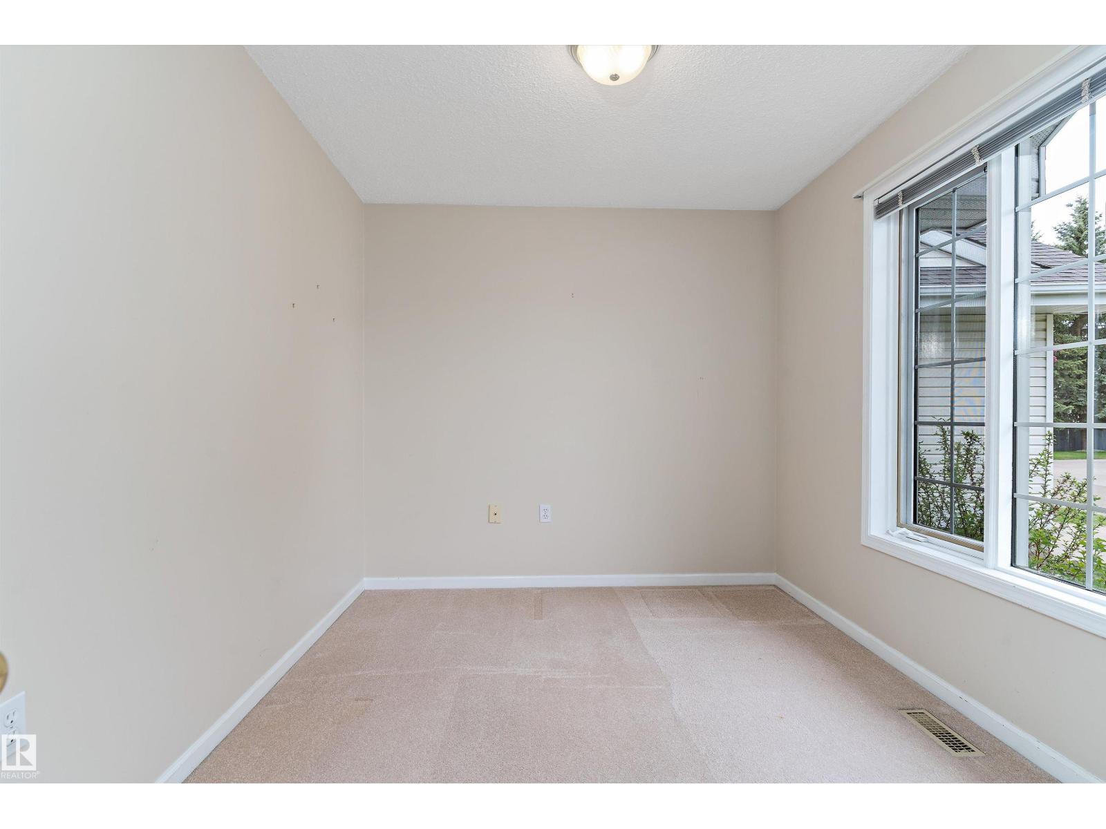 #27 13217 155 AV NW - 19