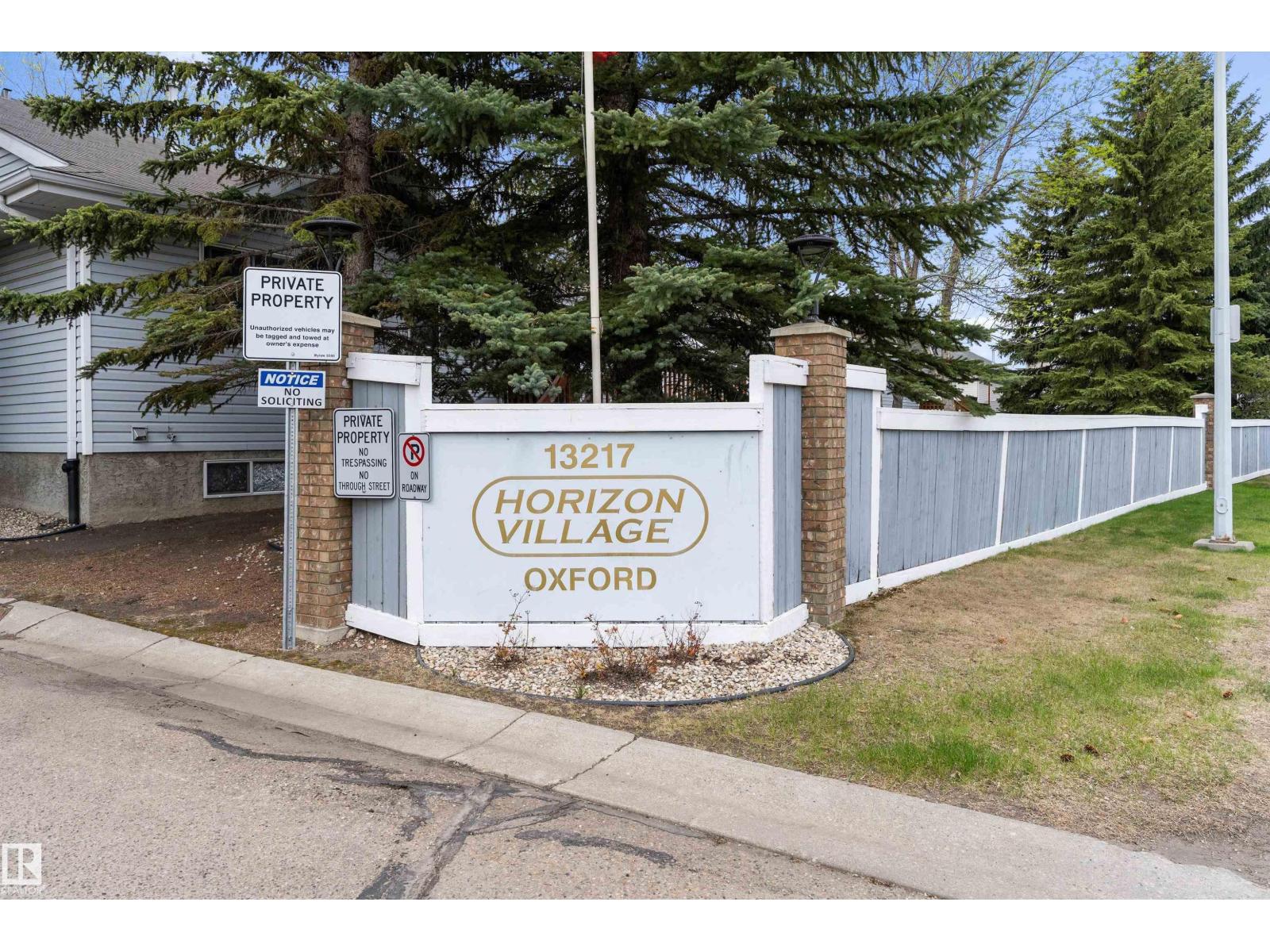 #27 13217 155 AV NW - 36