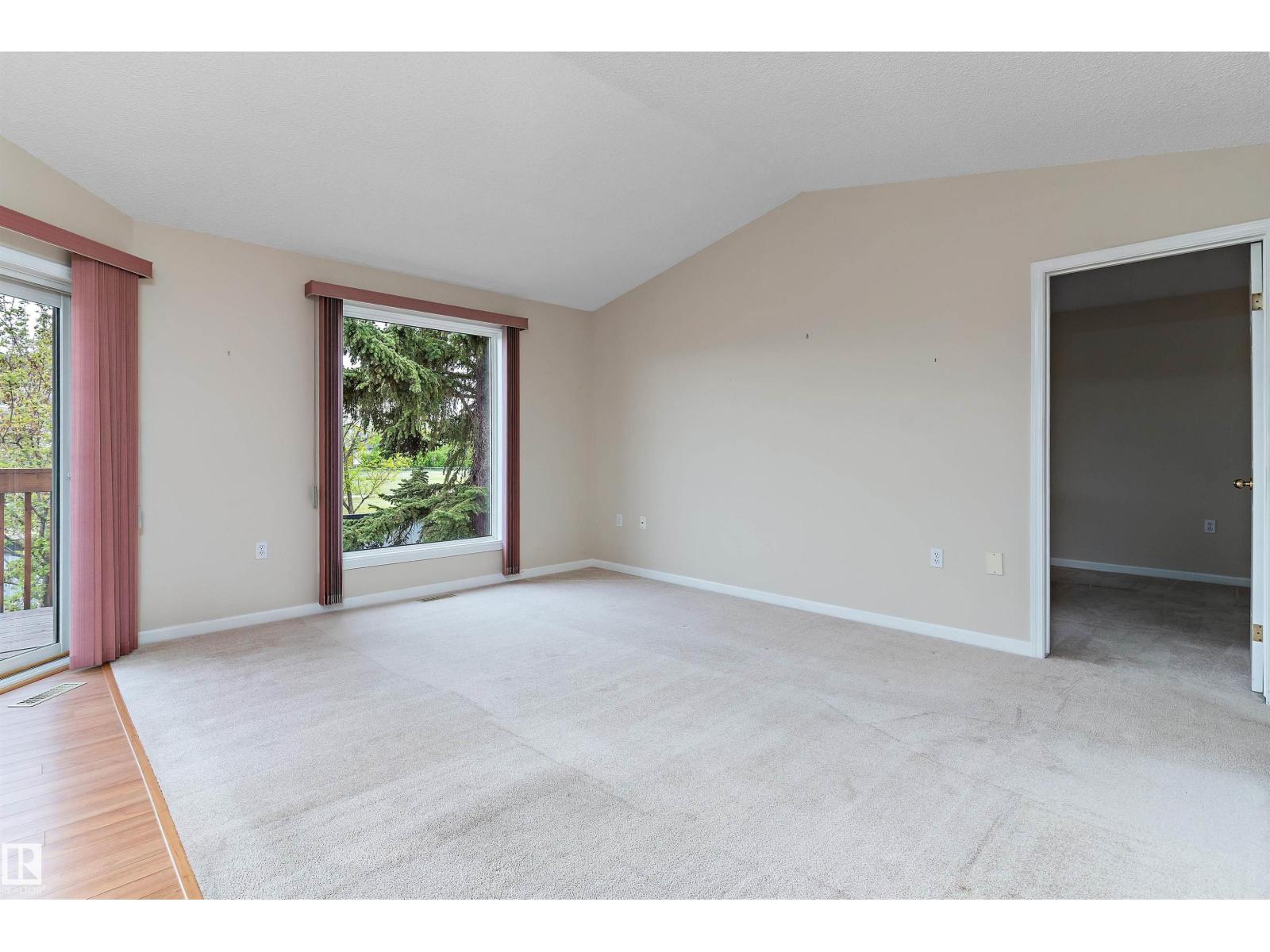 #27 13217 155 AV NW - 5