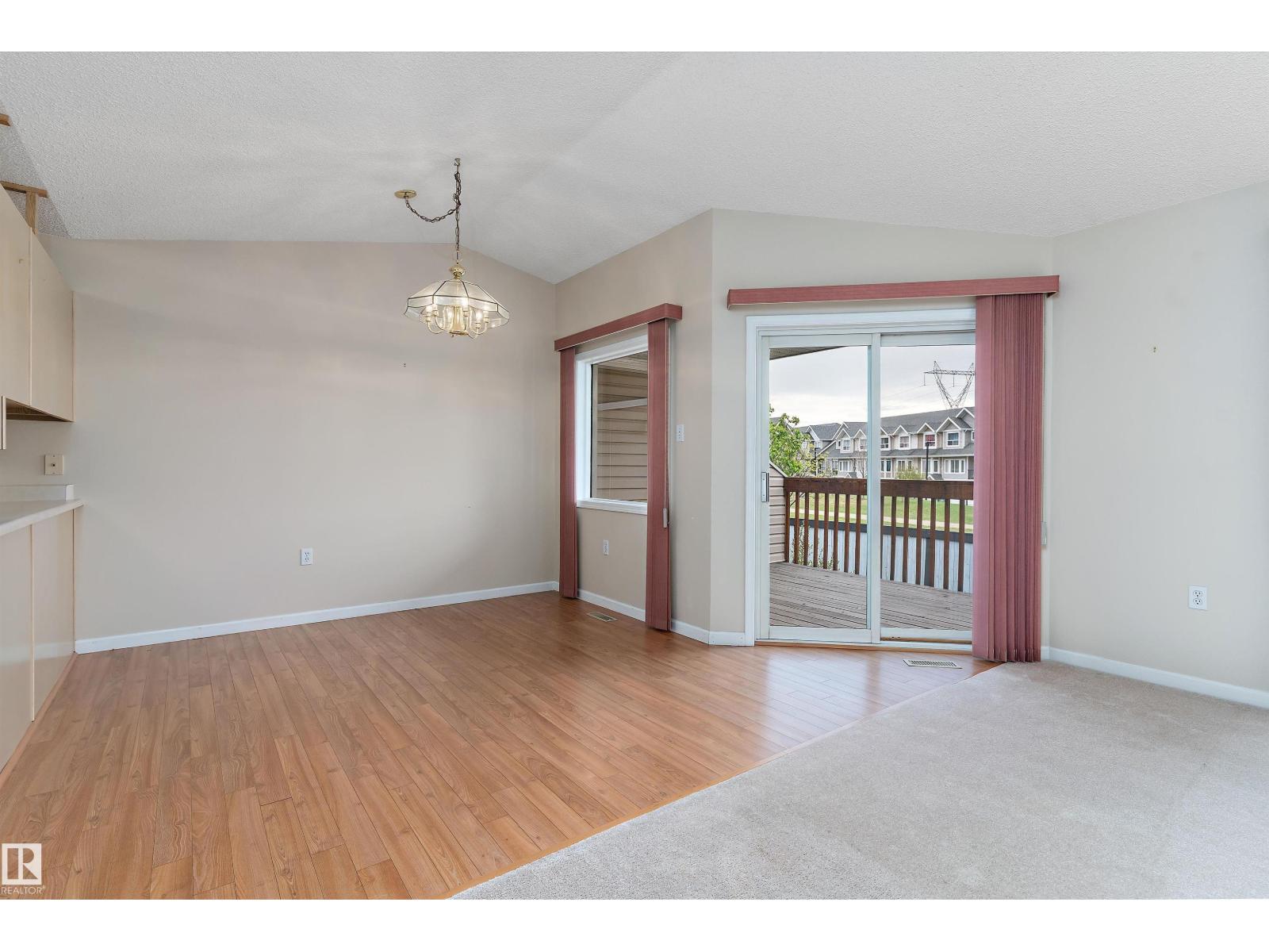 #27 13217 155 AV NW - 8