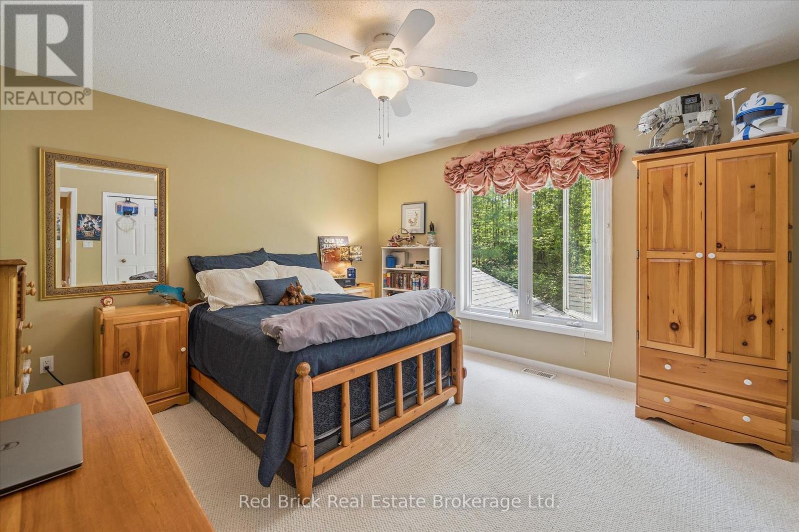 24 SOUTH MUSKOKA DRIVE - 26