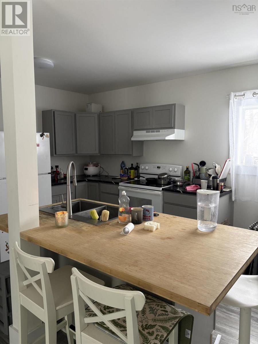 Property 24 of 26 of 165 Ryland Avenue