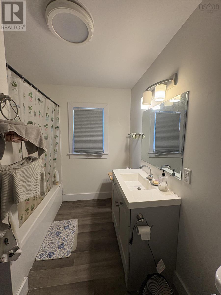 Property 26 of 26 of 165 Ryland Avenue