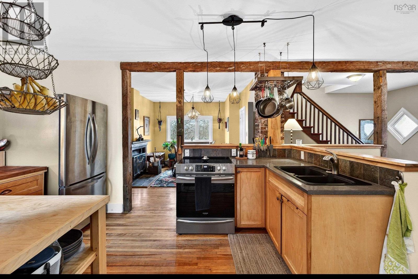 3762 Dutch Village Road - 22