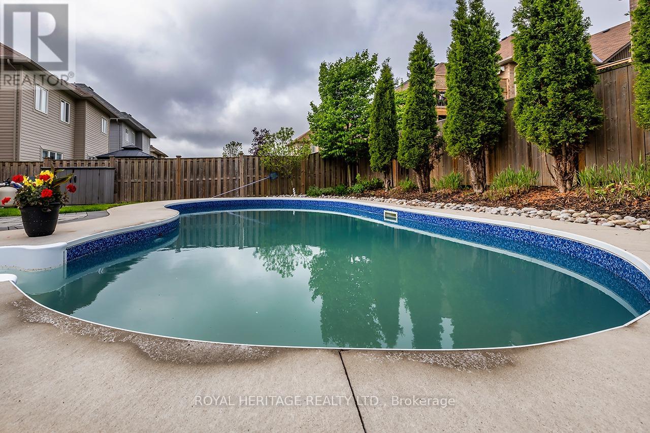 3074 EMPEROR DRIVE - 48