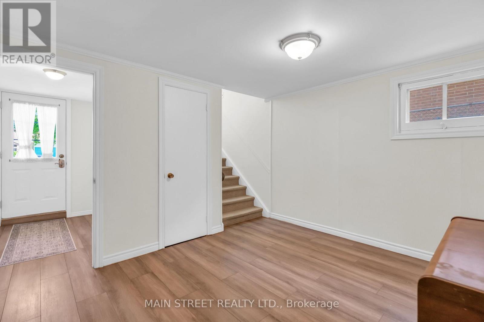 150 ANGUS DRIVE - 18
