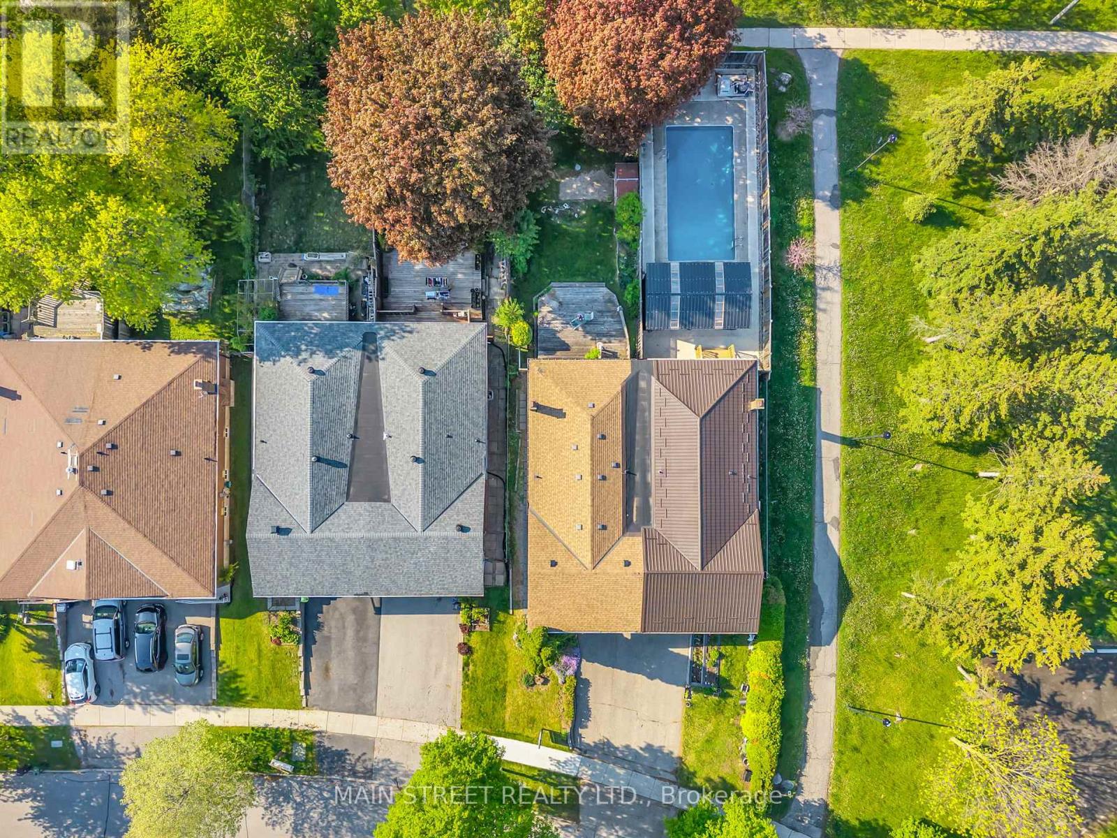 150 ANGUS DRIVE - 28
