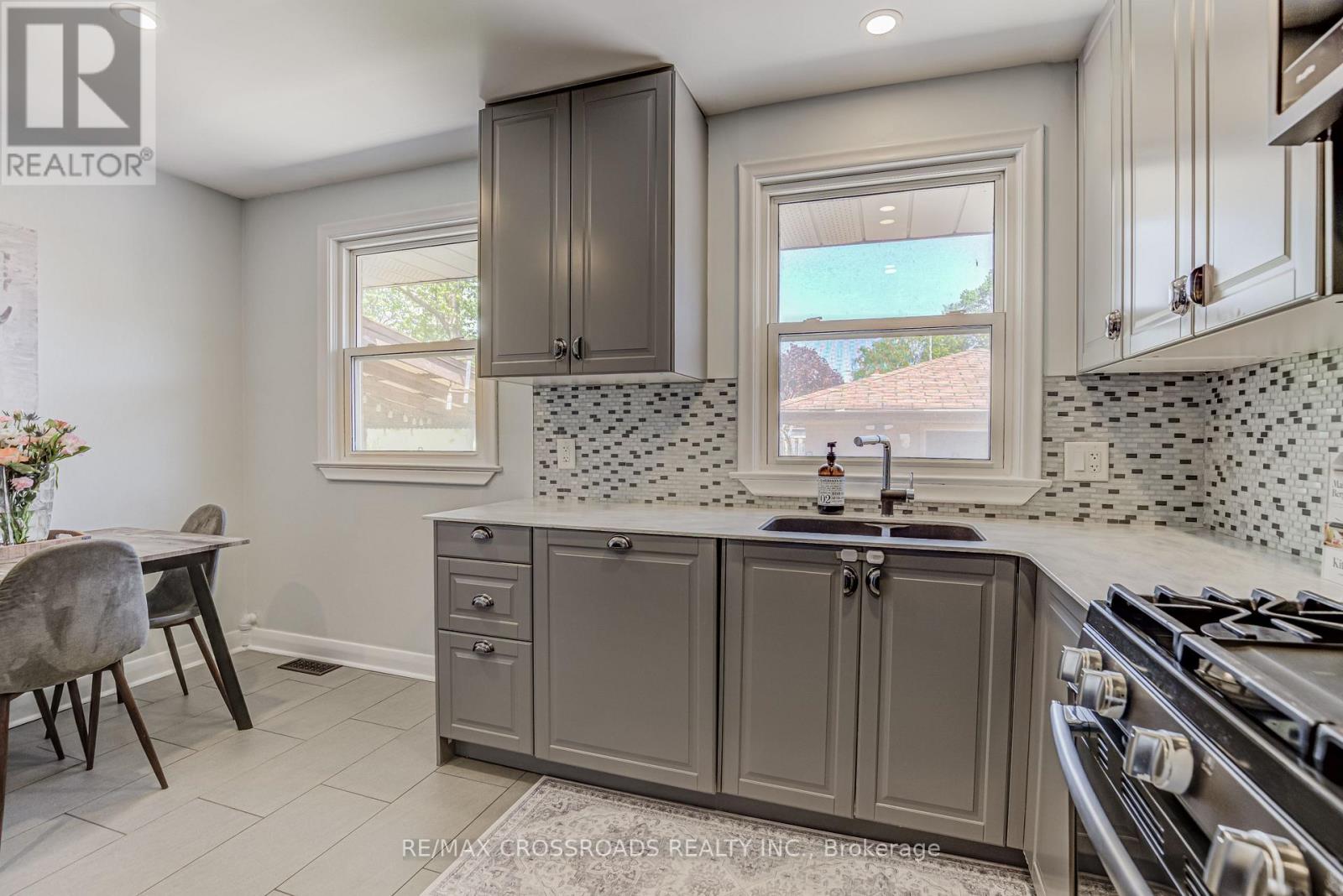 778 TENNYSON AVENUE - 17