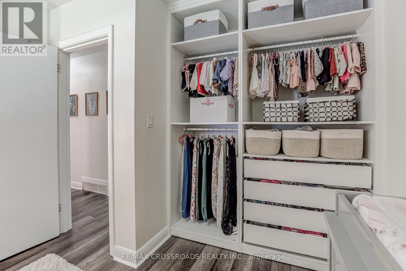 778 TENNYSON AVENUE - 24