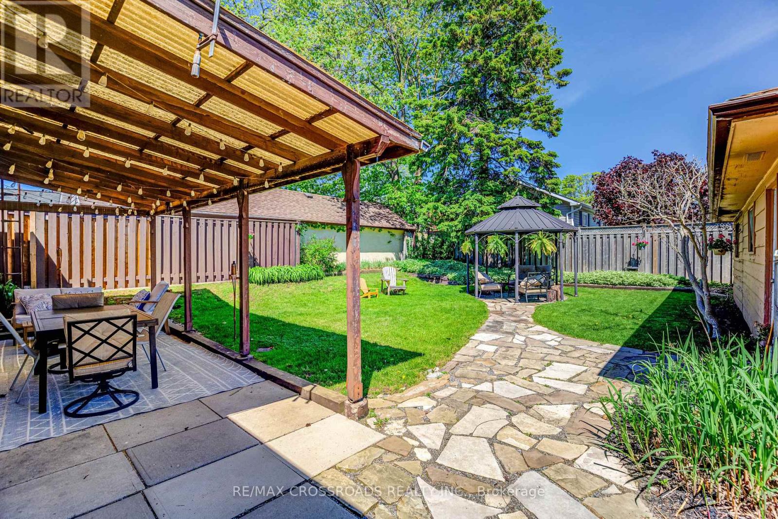 778 TENNYSON AVENUE - 34