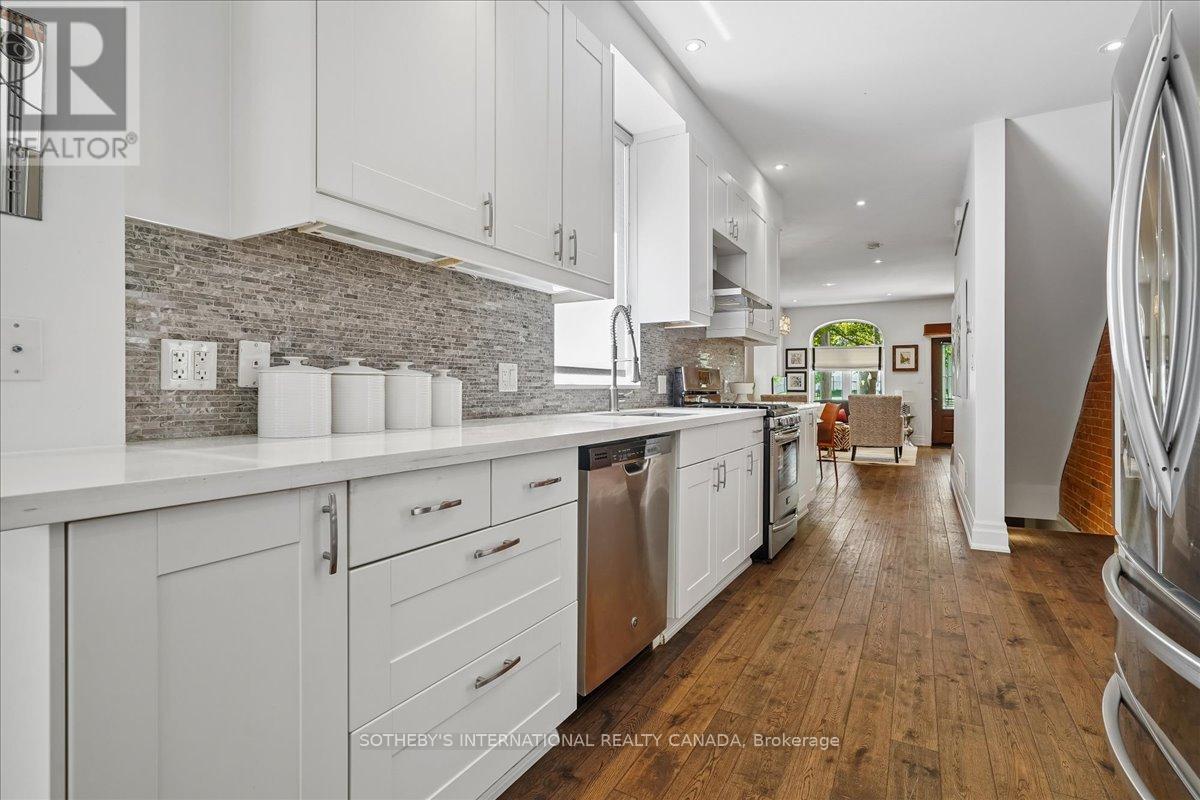 257 BOOTH AVENUE - 14