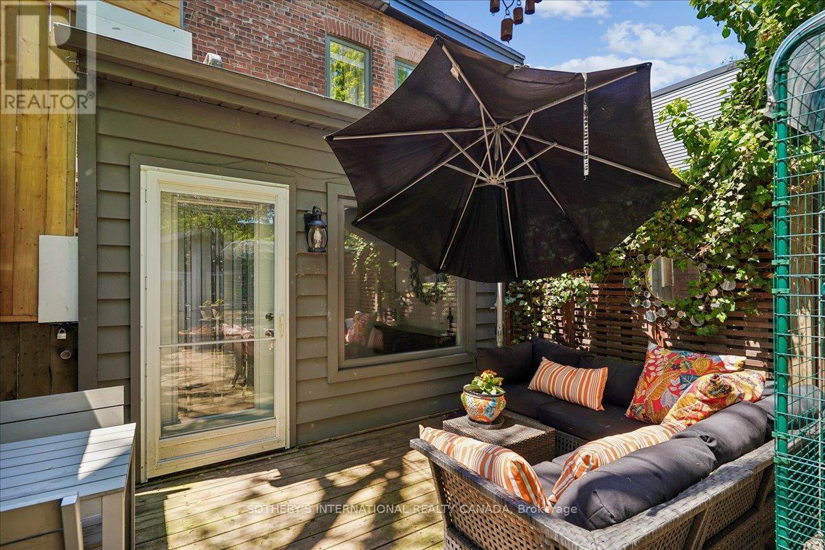 257 BOOTH AVENUE - 28