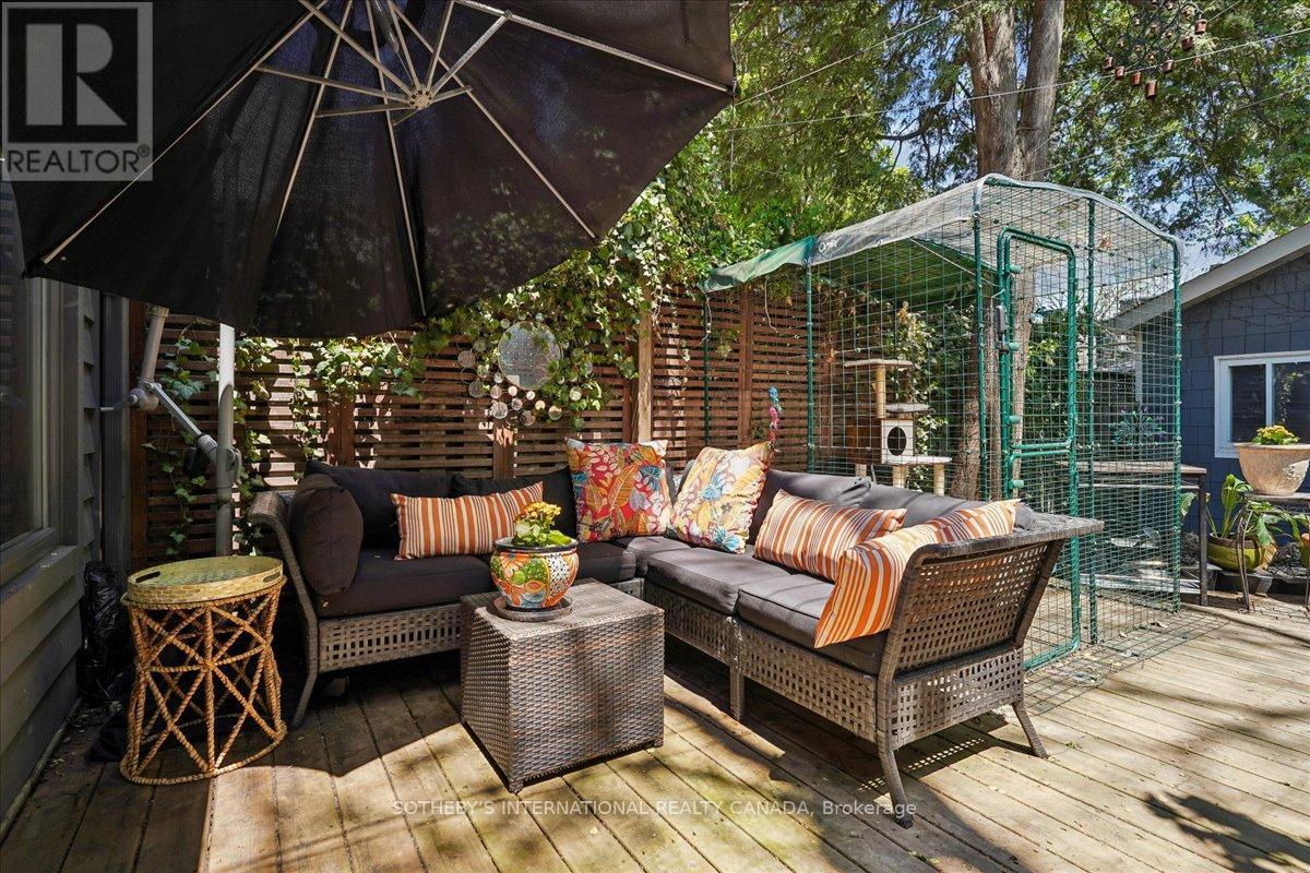 257 BOOTH AVENUE - 29