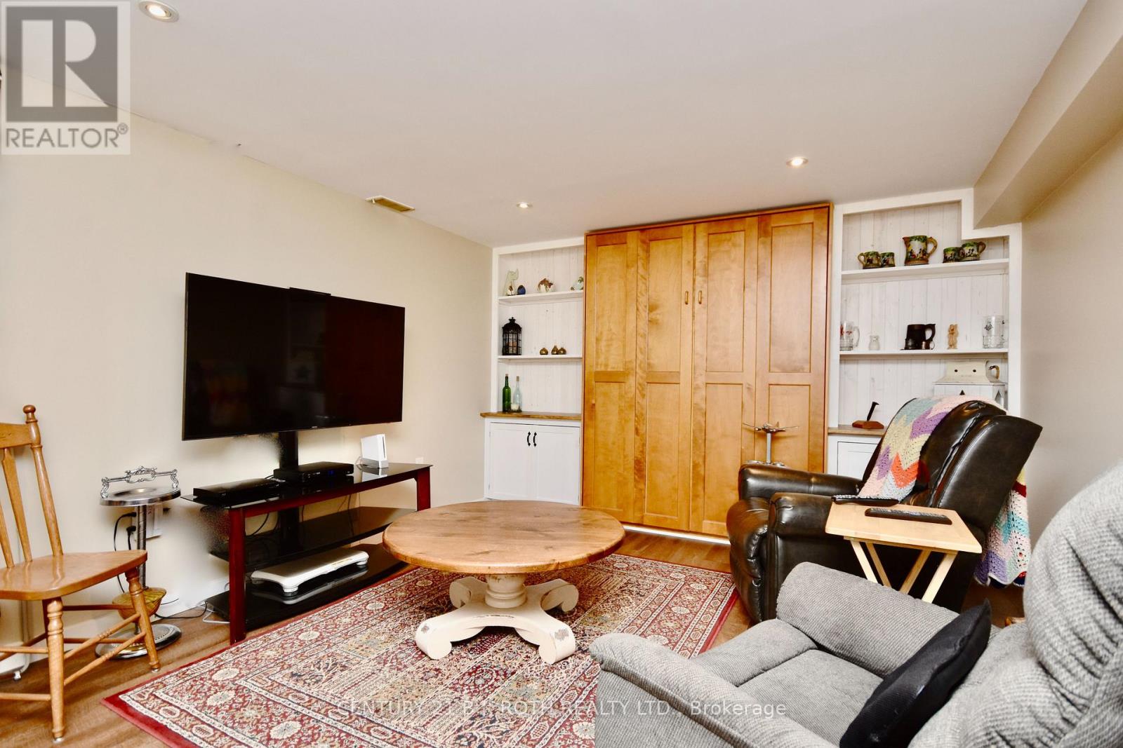 72 ROSE STREET - 26