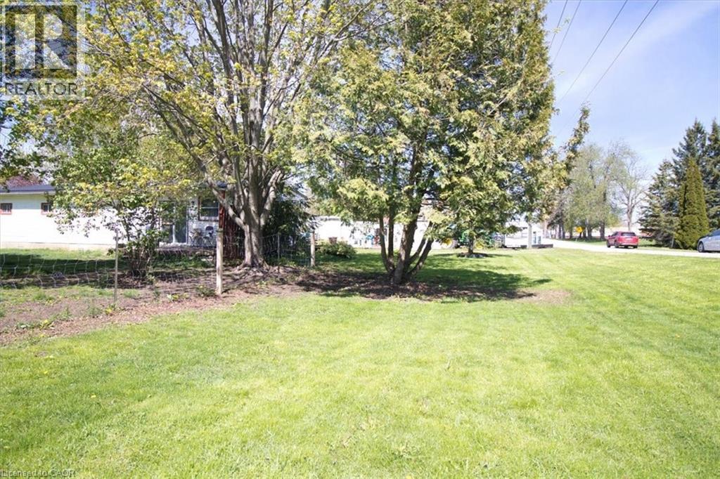252 QUEEN Street - 31